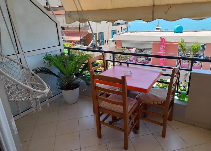 Alfonso Sea View Apartment
